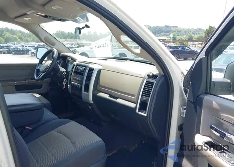 2009 Dodge Ram 1500 Slt/Sport/Trx z USA, uszkodzony, nr VIN 1D3HB18T39S782157